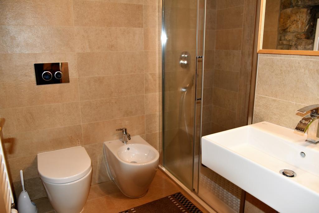B&B Petra Триест Екстериор снимка